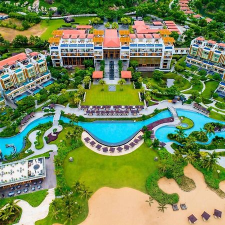 Angsana Lang Co Hotel Bagian luar foto